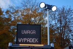 Wypadek na ul. Podkarpackiej w Rzeszowie. Ranny mężczyzna, utrudnienia w ruchu