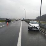 Wypadek na A4. Zderzenie busa z toyotą. Obywatel w Rumunii w areszcie