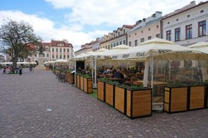 Licytacja ogródkowa rozstrzygnięta. Restauratorzy zapłacą więcej za wynajem