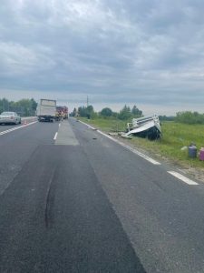 Zderzenie dwÃ³ch busÃ³w na DK 94. Butle z gazem na drodze. Utrudnienia w ruchu