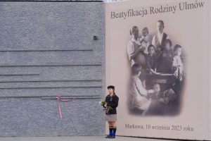 âRatowani i ratujÄcy" - konkurs literacki i fotograficzny. InspiracjÄ Ulmowie