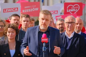 Liderzy Nowej Lewicy w Rzeszowie: zadbamy o seniorÃ³w, nie sÅuchajcie kleru