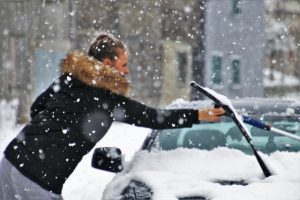 Meteorolodzy ostrzegajÄ: we wtorek na Podkarpaciu intensywne opady Åniegu