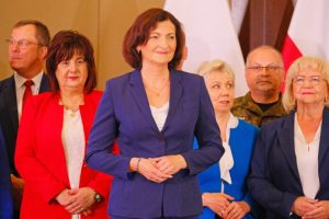 Premier Morawiecki odwoÅaÅ EwÄ Leniart z funkcji wojewody podkarpackiego