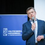 Konradowi FijoÅkowi roÅnie konkurencja. Jacek Strojny chce byÄ prezydentem