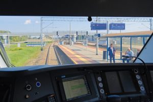 Plan PKP PLK: z Rzeszowa do Medyki pociÄgiem 160 km/h. SzukajÄ projektanta