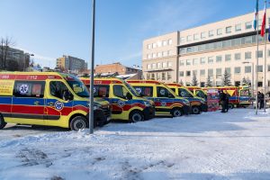 SzeÅÄ nowych karetek dla rzeszowskiego pogotowia ratunkowego