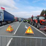 Protest rolników. Utrudnienia w ruchu na przejściu granicznym w Barwinku