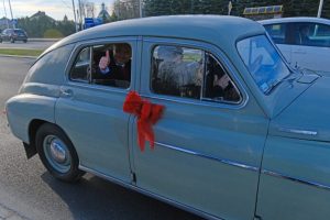 Wybory 2024. Dziedzic uderza w Fijołka za zagraniczne podróże. "Fijołek Travel"