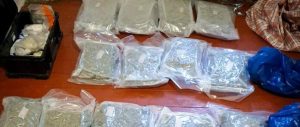 Handel, przemyt i produkcja narkotyków. 12 osób oskarżonych