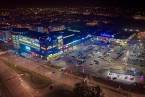 Płatne parkowanie przy hipermarkecie E.Leclerc i galerii Plaza