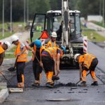 Budowa drogi dojazdowej do przyszłego aquaparku na finiszu