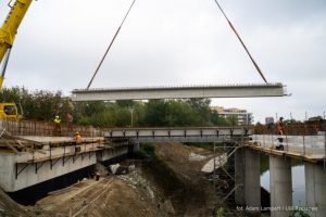 Powstaje konstrukcja mostu Załęskiego - część Wisłokostrady