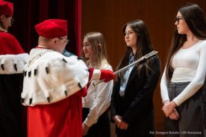 Vivat Academia, Vivat Professores! Uniwersytet Rzeszowski zainaugurował rok akademicki! [ZDJĘCIA]