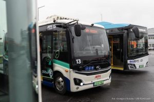 Nowa rzeszowska linia autobusowa nr 50 a na niej sześciometrowy autobus [ZDJĘCIA]