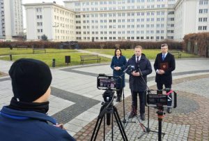 Podkarpacki PiS krytykuje ministerstwo edukacji - tylko likwidowanie religii i seksualizacja dzieci