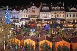 Rzeszowskie Świąteczne Miasteczko otwarte! Gwarno, kolorowo, świetliście
