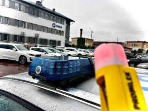 Zatrzymał samochód dopiero, gdy policjanci zajechali mu drogę