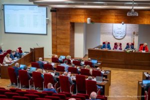 Podkarpacie jako jedyne bez inwestycji kolejowych z KPO. Sejmik reaguje