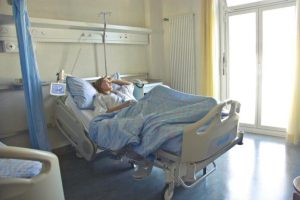 Szpital w Ustrzykach Dolnych zawiesza pracę jednego z oddziałów. Powodem jest brak lekarzy