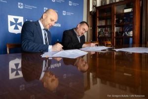 Umowa na projekt nowej drogi w Rzeszowie podpisana. Ma połączyć al. Rejtana z ul. Kustronia