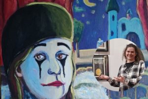 Wystawa "Wernisaż myśli" - artystyczna podróż przez wyobraźnię Moniki Maciałek