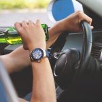 Pijacki rajd w Rzeszowie, auto na ogrodzeniu w Głogowie Młp. i zakupy na „podwójnym gazie” w Żołyni