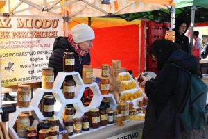 Podkarpacki Bazarek wraca do Rzeszowa. W sobotę kupisz świeże produkty od lokalnych wytwórców