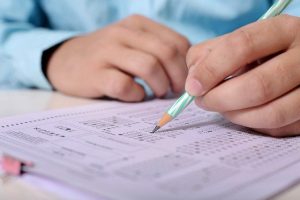 Ruszyły egzaminy ósmoklasistów. Na Podkarpaciu testy pisze ponad 20 tysięcy uczniów