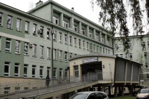 Tragiczny wypadek w jasielskim szpitalu. 70-letnia pacjentka zginęła skacząc z balkonu