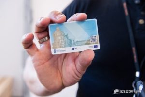 Więcej młodych rzeszowian skorzysta z darmowej komunikacji. Miasto szykuje zmiany w zasadach