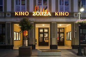 Babski wieczór w kinie Zorza. Włoska komedia i niespodzianki