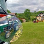 Dramat na Podkarpaciu. 82-latek przejechany przez własny ciągnik [ZDJĘCIA]