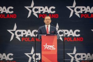 Marszałek na celowniku radnego PO za CPAC. Wiec poparcia dla Nawrockiego za publiczne pieniądze?
