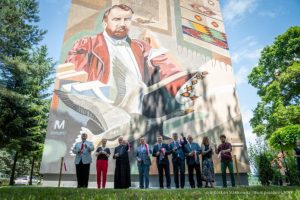 Nowy mural odsłonięty na Podkarpaciu. Upamiętniono wybitnego przyrodnika i działacza [ZDJĘCIA]