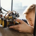 Ponad 30 wakacyjnych atrakcji w bibliotekach Rzeszowa. Nocowanie, escape room i robotyka