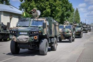 Święto Wojsk Pancernych i Zmechanizowanych na Podkarpaciu. Żołnierze przemaszerowali ulicami [ZDJĘCIA]