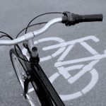 Trzy wypadki z udziałem jednośladów w Rzeszowie. Dwaj motocykliści i rowerzysta zostali ranni