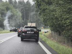 Czołowe zderzenie dwóch fordów. Na DK9 utrudnienia w ruchu trwały wiele godzin
