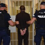 Krwawy atak podczas libacji. Policja zatrzymała bezdomnego