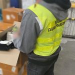 Nielegalne e-papierosy ukryte w przesyłkach. Gdyby trafiły do obiegu państwo straciłoby blisko 170 tys. zł