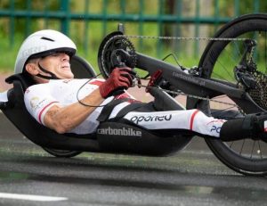 Rzeszowianin Rafał Wilk znów triumfuje. Został Mistrzem Polski 2025 w parakolarstwie szosowym