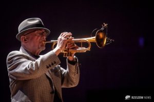 Toast Urodzinowy dla Tomasza Stańko w Rzeszowie. Na koncert wejdą też osoby bez biletów
