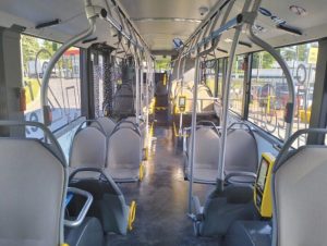 Ukradł portfel obcokrajowca w rzeszowskim autobusie. Później próbował płacić jego kartą