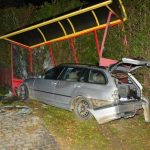 17-latek za kierownicą BMW potrącił pieszego i uciekł. Nie miał prawa jazdy [ZDJĘCIA]