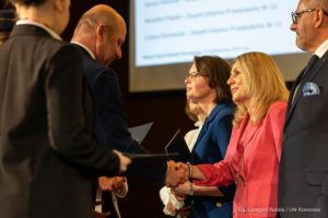 600 tysięcy złotych dla nauczycieli z Rzeszowa. Prezydent Fijołek nagrodził 88 pedagogów [ZDJĘCIA]