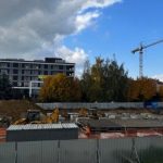 Budowa parkingu przy KSW nr 2 w Rzeszowie bez opóźnień. Na początku listopada ruszy montaż słupków