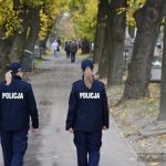 Łapy przy sobie! Policja przestrzega przed złodziejami przy okazji Dnia Wszystkich Świętych