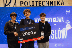 Nastolatkowie z Podkarpacia najlepsi w hackathonie NASA. Ich pomysł wykrywa dziury w drogach [ZDJĘCIA]