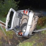 Pijany recydywista znowu wsiadł za kierownicę. Auto wylądowało w rowie [ZDJĘCIA]